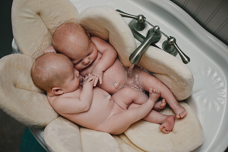 The Twins’ First Bath (At Home!)